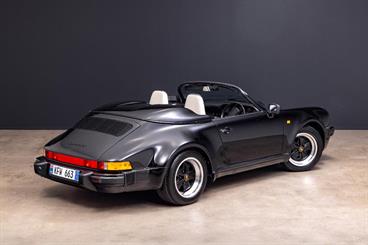 1989 Porsche 911 - Thumbnail