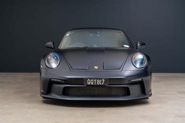 2024 Porsche 911 - Thumbnail