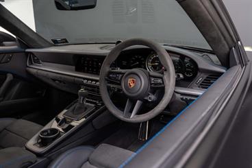 2024 Porsche 911 - Thumbnail