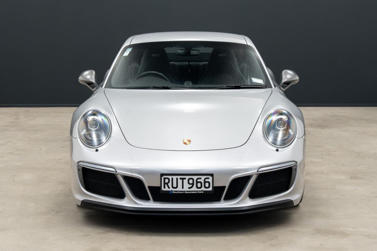 2018 Porsche 911