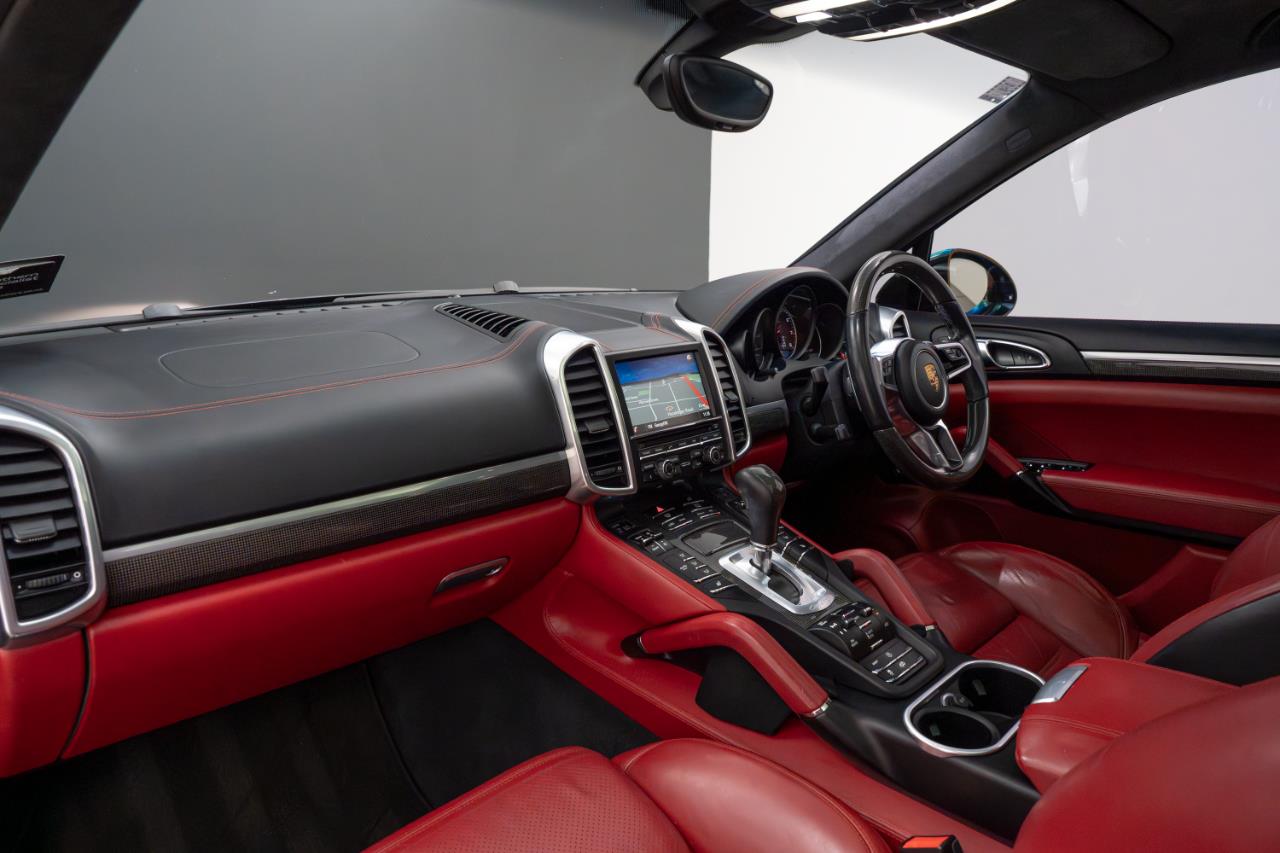2015 Porsche Cayenne