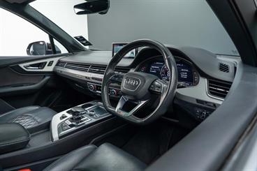 2017 Audi SQ7 - Thumbnail
