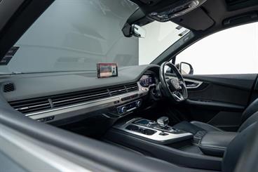 2017 Audi SQ7 - Thumbnail