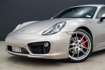 2013 Porsche Cayman - Thumbnail