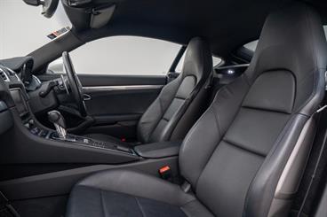 2013 Porsche Cayman - Thumbnail