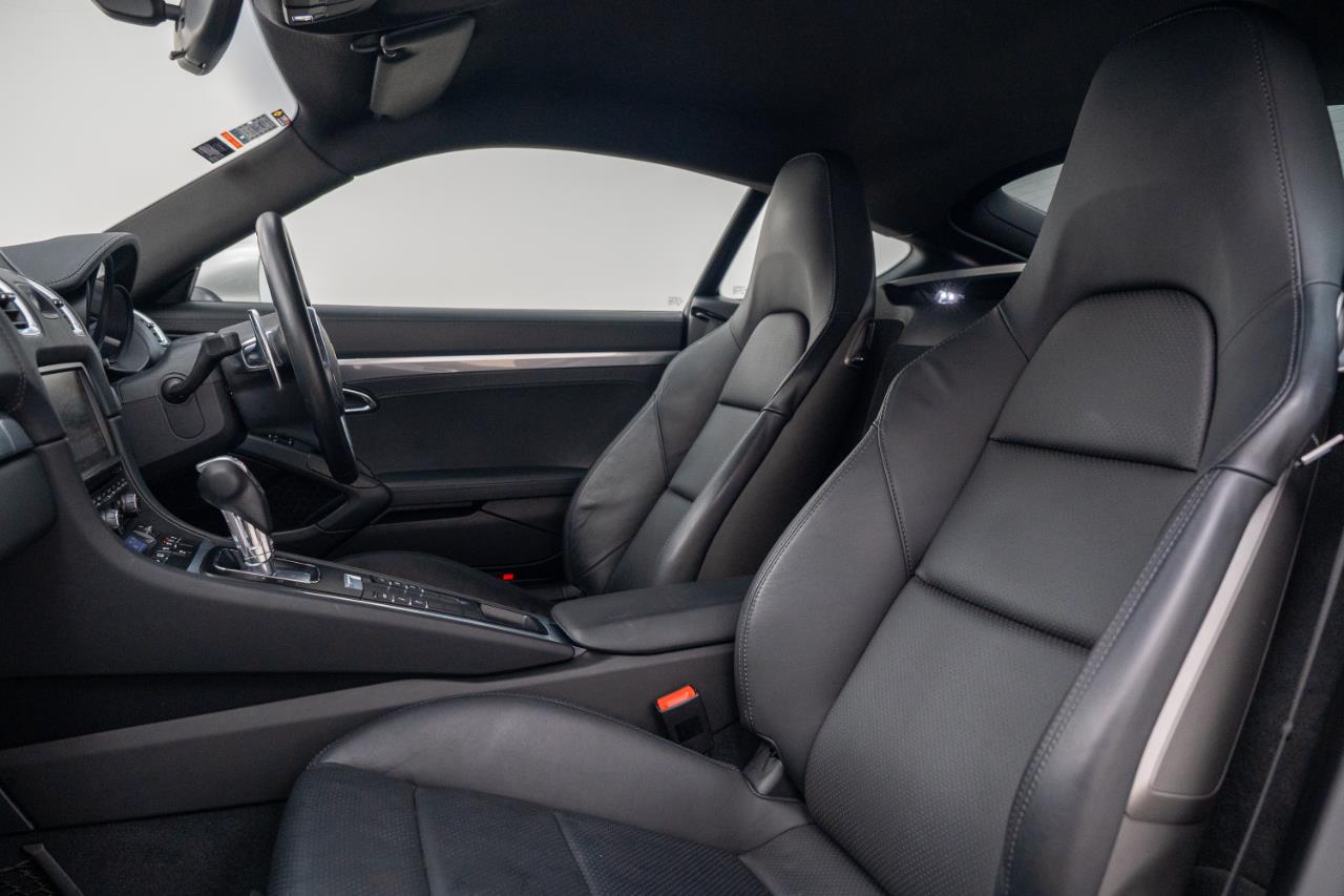 2013 Porsche Cayman