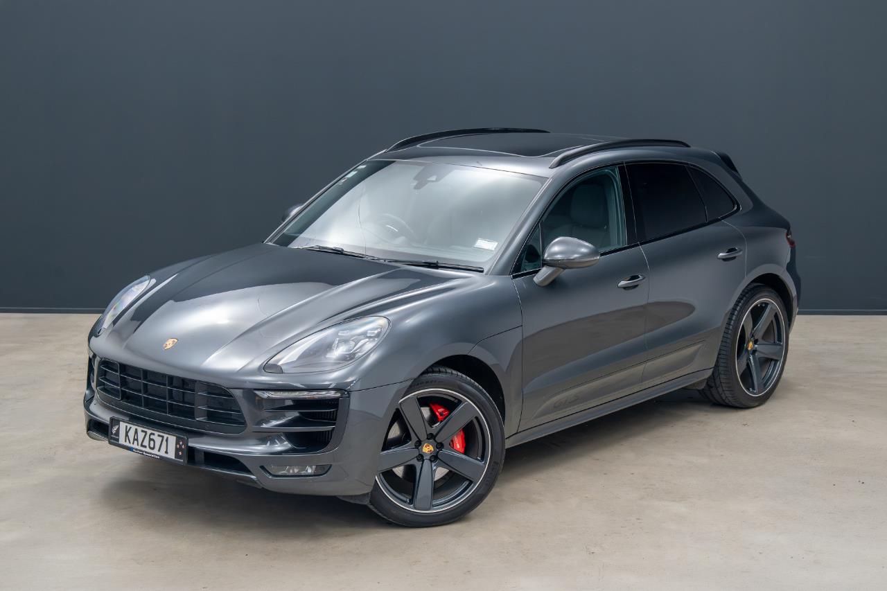 2016 Porsche Macan