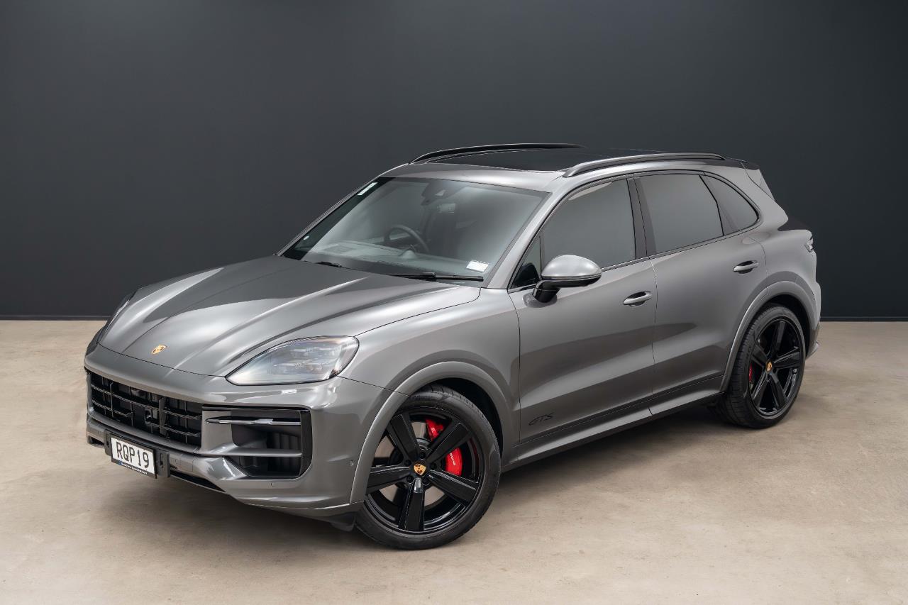 2024 Porsche Cayenne