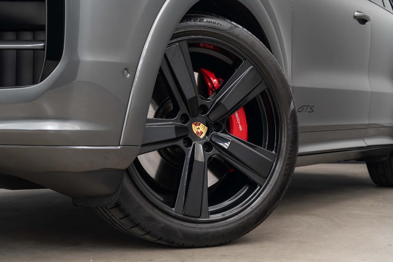 2024 Porsche Cayenne