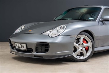 2001 Porsche 911 - Thumbnail