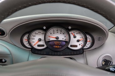 2001 Porsche 911 - Thumbnail