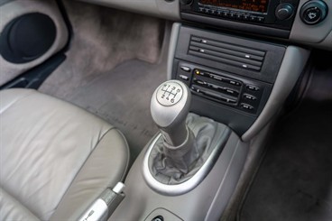 2001 Porsche 911 - Thumbnail