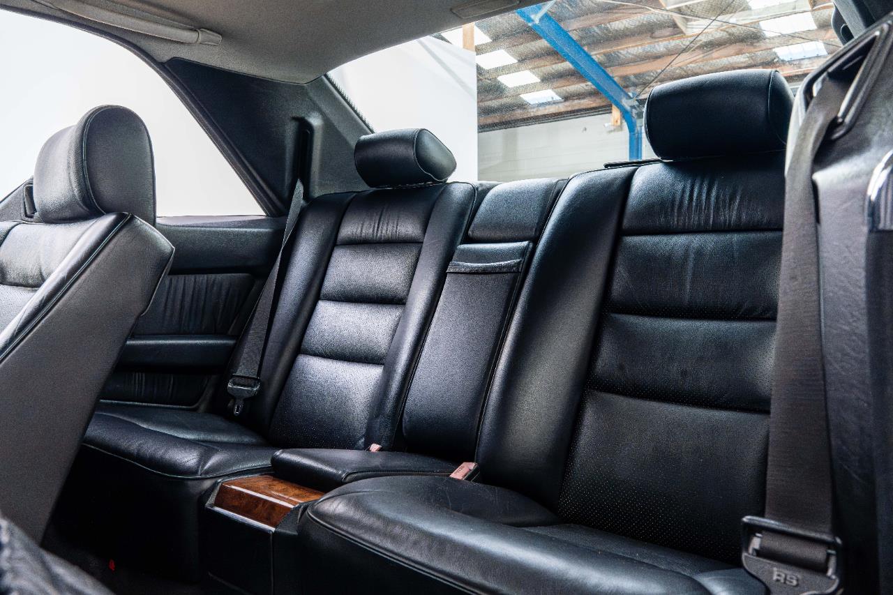 1993 Mercedes-Benz 320
