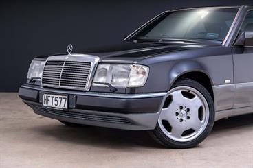 1993 Mercedes-Benz 320 - Thumbnail