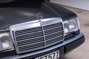 1993 Mercedes-Benz 320 - Thumbnail