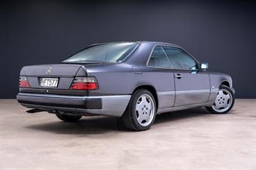 1993 Mercedes-Benz 320 - Thumbnail
