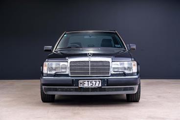 1993 Mercedes-Benz 320 - Thumbnail