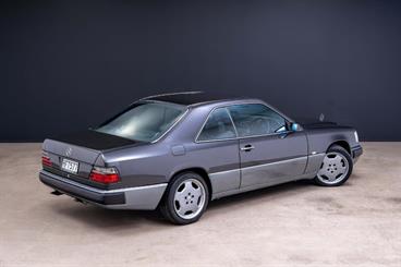 1993 Mercedes-Benz 320 - Thumbnail