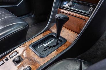 1993 Mercedes-Benz 320 - Thumbnail