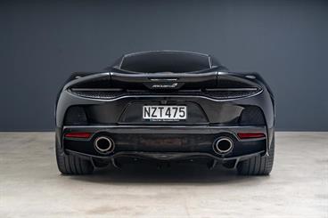 2021 McLaren GT - Thumbnail