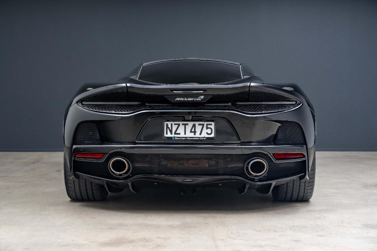 2021 McLaren GT