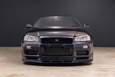 2001 Nissan Skyline - Thumbnail