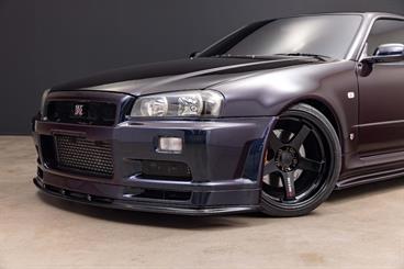 2001 Nissan Skyline - Thumbnail