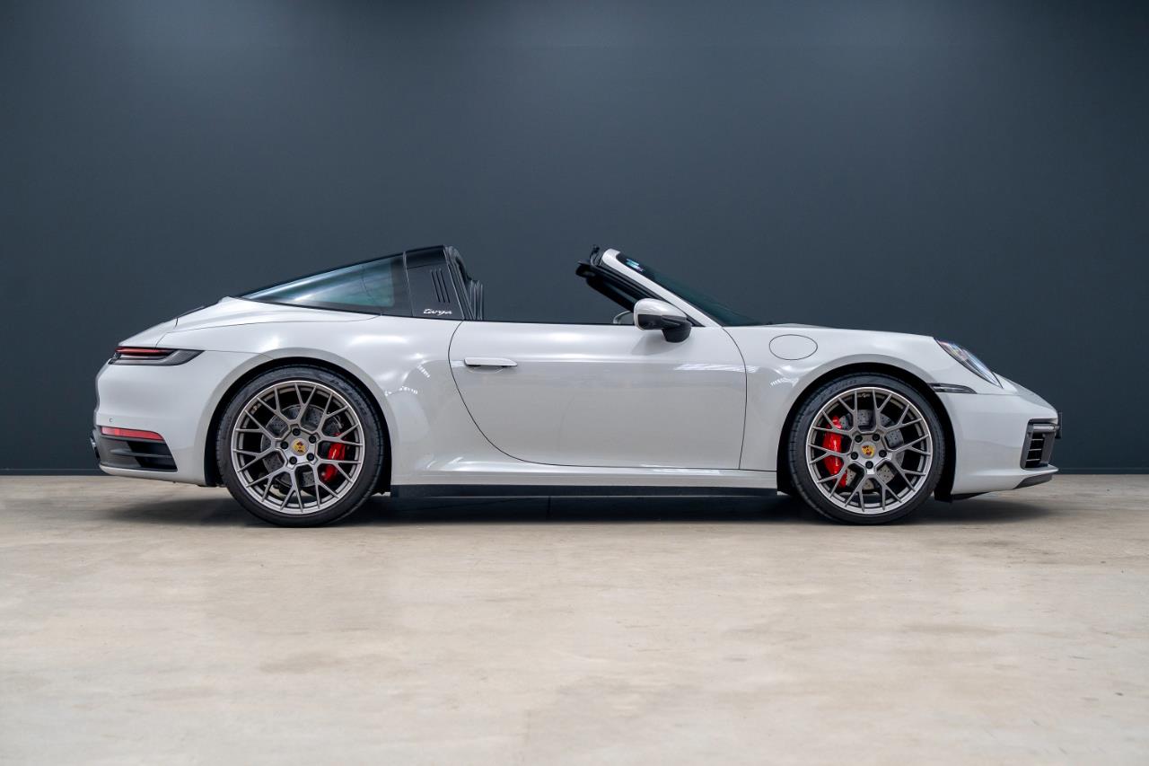 2021 Porsche 911