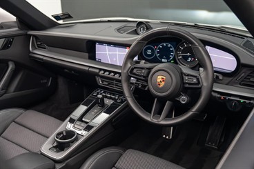 2021 Porsche 911 - Thumbnail