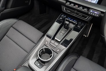 2021 Porsche 911 - Thumbnail