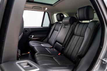 2016 Land Rover Range Rover - Thumbnail