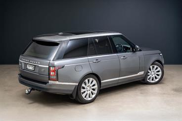 2016 Land Rover Range Rover - Thumbnail