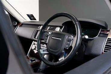 2016 Land Rover Range Rover - Thumbnail