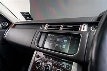 2016 Land Rover Range Rover - Thumbnail