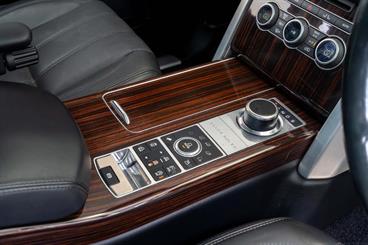 2016 Land Rover Range Rover - Thumbnail