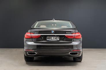 2016 BMW 740D - Thumbnail