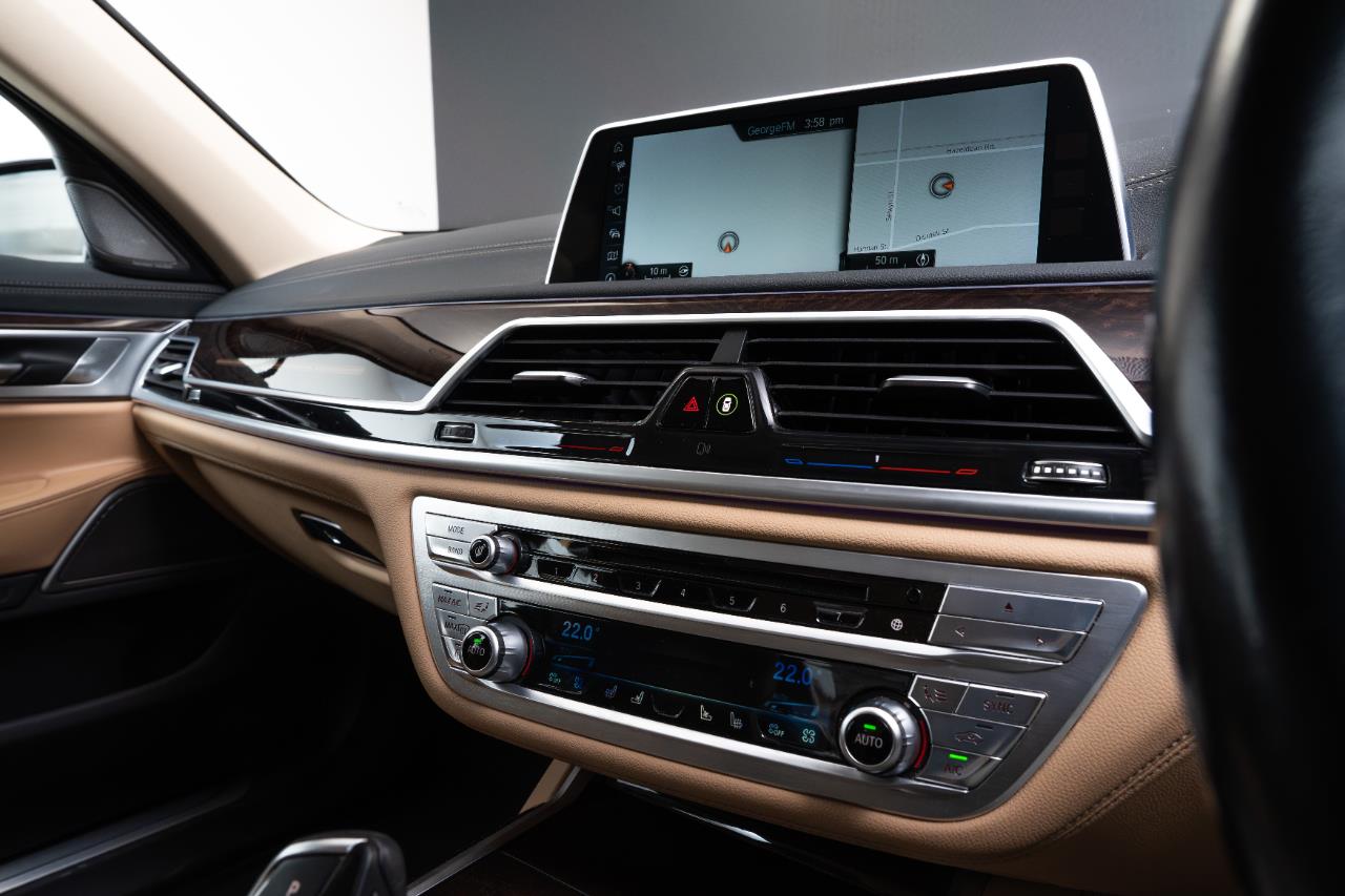 2016 BMW 740D