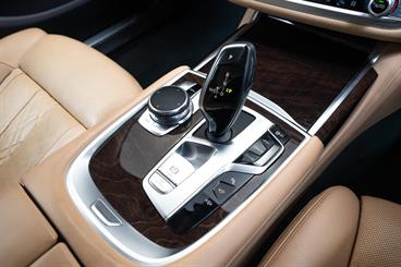2016 BMW 740D - Thumbnail