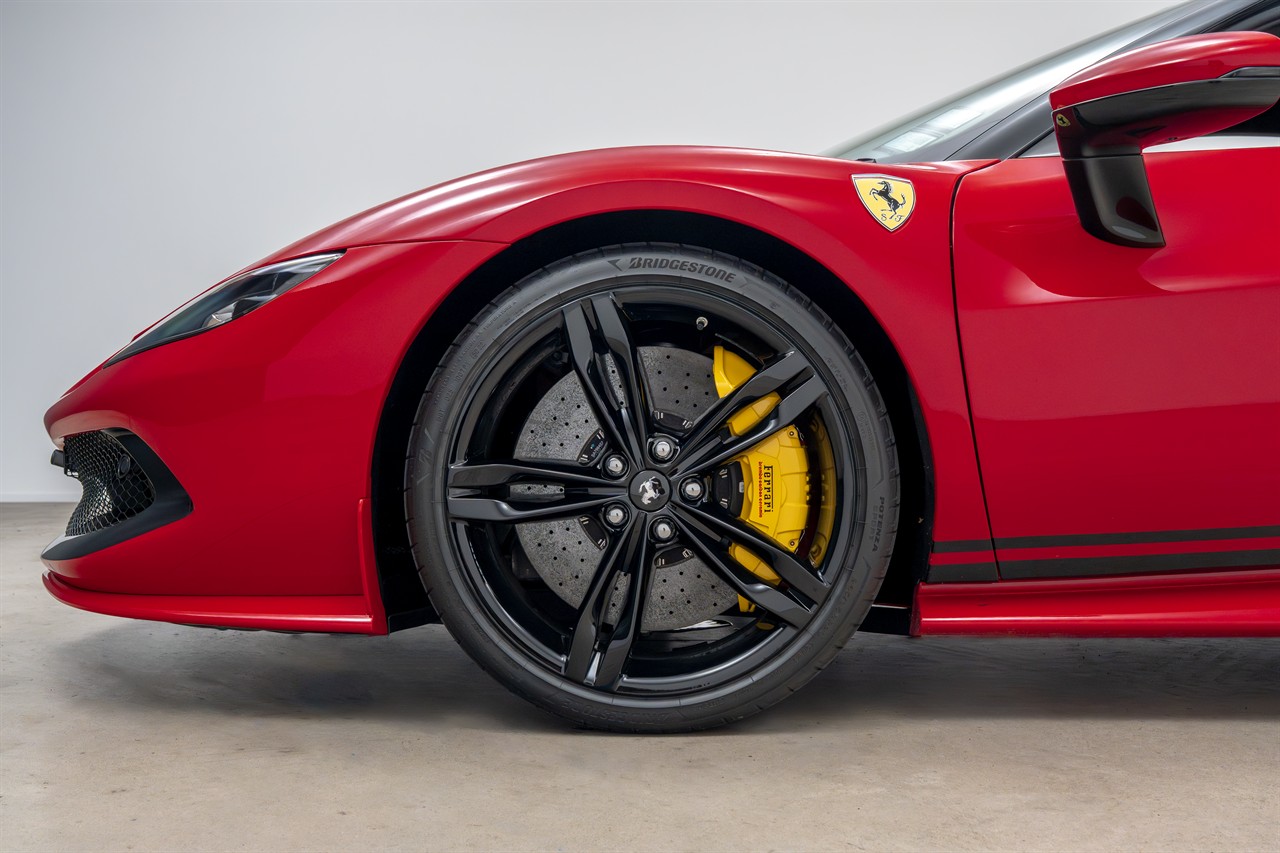 2023 Ferrari 296
