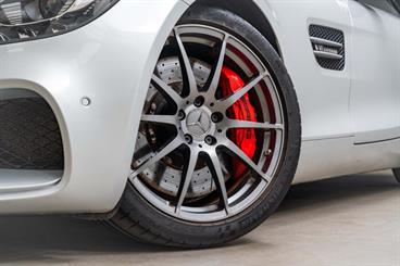 2017 Mercedes-Benz GT - Thumbnail