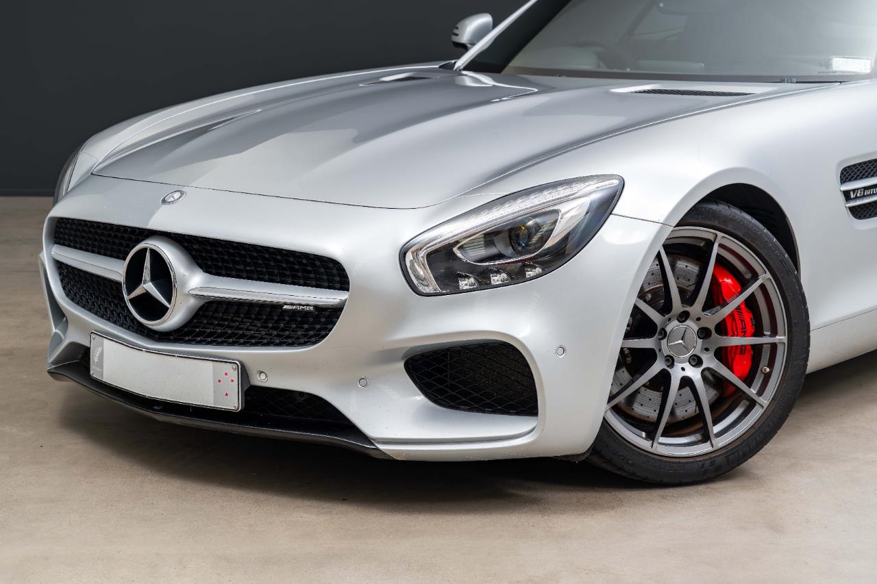 2017 Mercedes-Benz GT