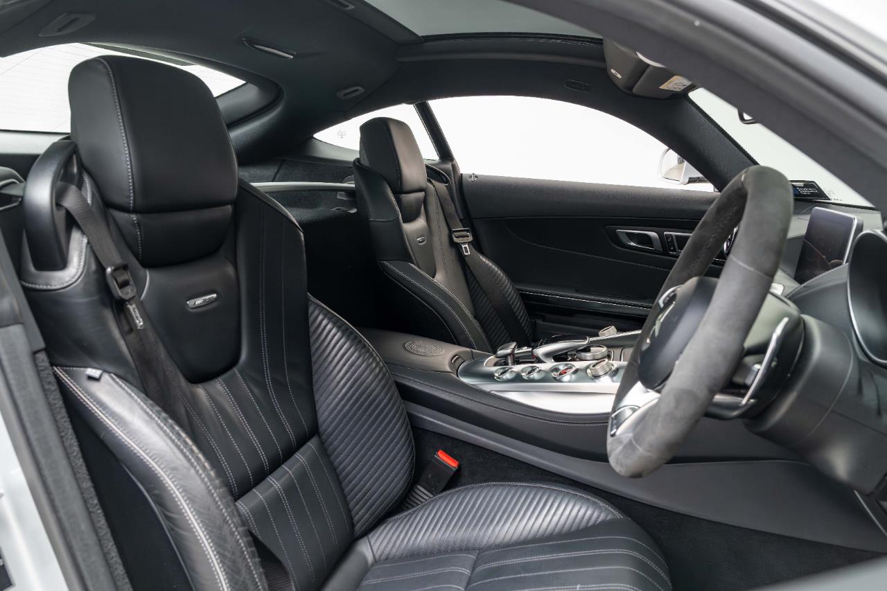 2017 Mercedes-Benz GT