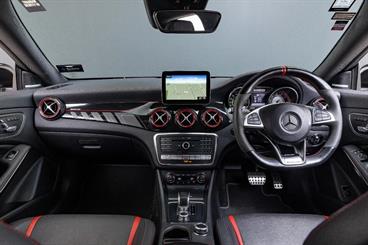 2017 Mercedes-Benz CLA 45 - Thumbnail