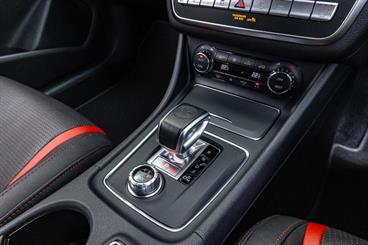 2017 Mercedes-Benz CLA 45 - Thumbnail