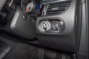 2019 Porsche Macan - Thumbnail