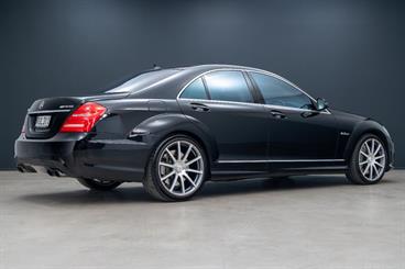 2009 Mercedes-Benz S 63 - Thumbnail