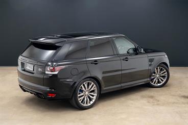 2016 Land Rover Range Rover - Thumbnail