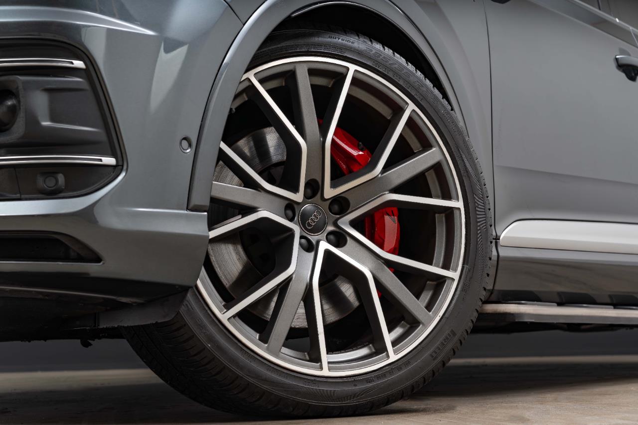 2017 Audi SQ7