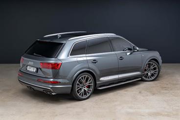 2017 Audi SQ7 - Thumbnail