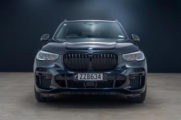 2023 BMW X5 - Thumbnail